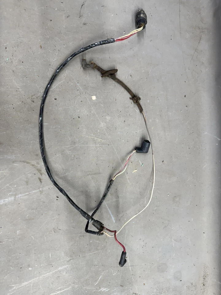 Arnés de cableado Ford Galaxie 1965-1966 compartimento del motor interruptores de temperatura merodeador Foto 1 de 4