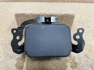 TOYOTA Prius ZVW50 ZVW51 ZVW55 Millimeter Wave Radar Sensor 88210-47090 - Picture 1 of 7