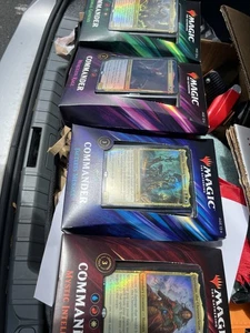 Juego de 4 barajas Commander MTG 2019 selladas de fábrica inglés - Imagen 1 de 3