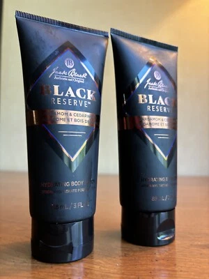 Limpiador corporal y capilar Jack Black-Black Reserve 2 cardamomo y madera de cedro 3 OZ Foto 1 de 4