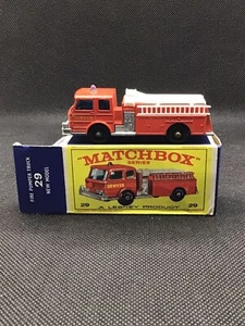 Vintage Matchbox Lesney FIRE PUMPER TRUCK #29 with Original Box! Great Condition - Picture 1 of 5