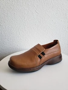 Dansko Slip on Loafer Eur40 US9.5/10 Beige Round Toe Comfort Shoes Womens Clogs - Picture 1 of 15