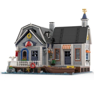 MOC: Modular Building: Dock Model with Interior and Boat 2158 Pieces DIY - Picture 1 of 5