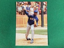 1991 Colla Gooden #7 Dwight Gooden Pitching  just after release New York Mets