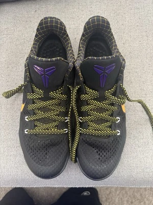 Nike Kobe 11 XI Elite Low Men's Size 10 BLK/WHITE-CRT PRPRL UNIVRSTY GLD - Image 1 of 4