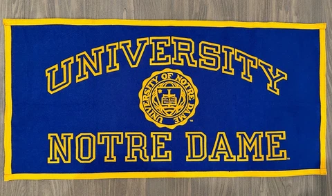 Vintage University Of Notre Dame Collegiate Pacific Felt Banner 36" x 17.5" Cover