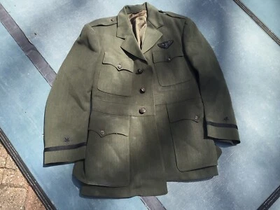 ORIGINAL WWII USN NAVAL AVIATOR GREEN UNIFORM W/ WINGS NAMED / 1944 DATED - Image 1 of 4