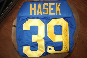 MAGLIA DOMINICK HASEK AUTOGRAFATA SCIABOLE DI BUFALO CON COA scansionabile - Foto 1 di 2