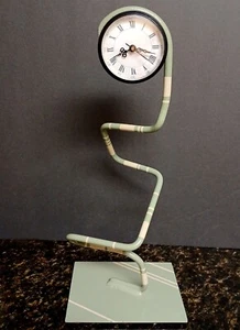 Artista Randy Smith - Scultura in metallo con orologio - "Napoleone", quartiere artistico urbano - Foto 1 di 8
