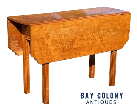 18TH C ANTIQUE CHIPPENDALE TIGER MAPLE DROP LEAF TABLE Cover