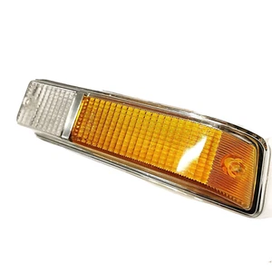 Plastica OLSA freccia fanalino anteriore sinistro Alfa Romeo 1750 2000 GT Junior - Imagen 1 de 4