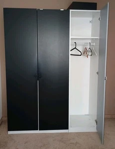 Kleiderschrank mit Spiegel Gebraucht Ikea pax Schwarz Weiß - Bild 1 von 2