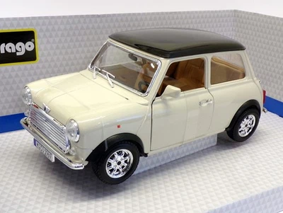 Burago 1/18 Scale 18-12036 - 1969 Mini Cooper - White/Black - Image 1 of 4