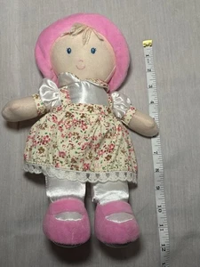 MUÑECA BEBÉ 12" Niños Preferido Peluche Rosa Azul Ojos Satinado Flor Marfil Sombrero adorable - Imagen 1 de 10