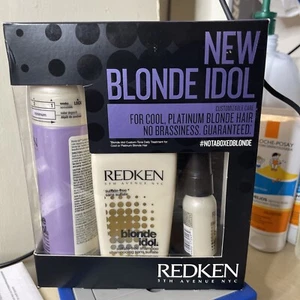 Kit shampoo e balsamo Redken Blonde Idol senza destate - Spedizione gratuita - Foto 1 di 6