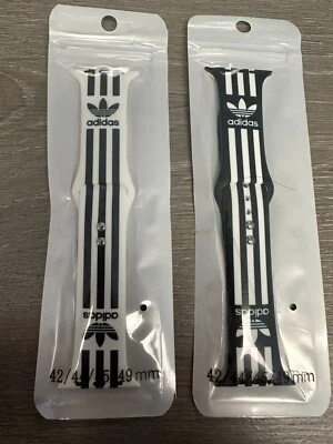 Adidas Silicone Apple Watch Band 1-10 SE Ultra 42-49mm Black White - Image 1 of 3