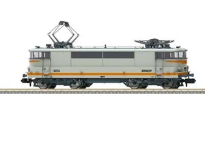 Locomotora eléctrica Trix 16695 serie BB 9200 SNCF 1:160 escala N - Imagen 1 de 1