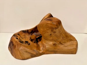 Shan Mu Wooden Hand Carved Wine Bottle Display - Picture 1 of 13