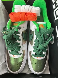 Nike Air Force 1 Low Ducks of a Feather Egg or Duck IU7613-100 Größe US 13 🚚✅ - Bild 1 von 9