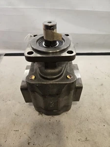 MCLAUGLIN SUPPLY, 414812-001 Hydraulic Motor 091224B - Picture 1 of 12