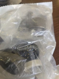 MS3116F20-16P IN LINE CIRCULAR CONNECTOR WITH ENVIRONMENTAL SEAL. SOLDER CUP - Picture 1 of 1