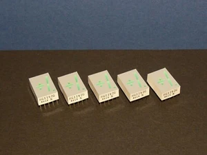 HG1142G SIEMENS INFINEON LED +/-1 Segment Anzeige grün gem. Anode 5 Stück Lot - Picture 1 of 2