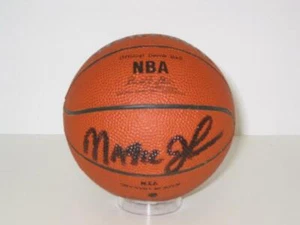 Magic Johnson signierte signierte Mini Basketball Lakers Original Spalding Bälle - Bild 1 von 12