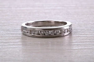 Traditional Quarter carat Round cut Diamond set 18ct White Gold Eternity Ring - Picture 1 of 8