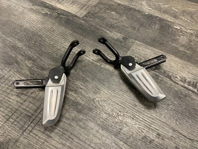 Honda PCX150 PCX 150 WW150 OEM Rear Passenger Pillions Steps Pegs Brackets Mount - Image 1 of 4