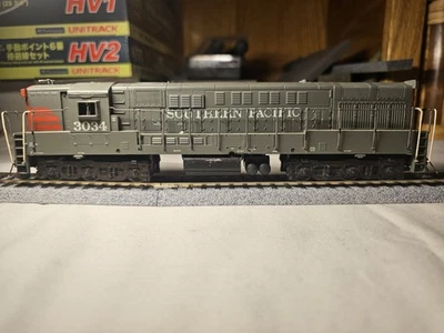 Vintage Athearn HO Scale FM H-24-66  Southern Pacific #3034 - Image 1 of 4