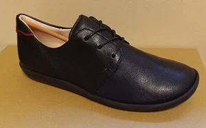 ¡Piensa! Cordones modelo Nature en negro con revestimiento de cuero y bolsa de papel THINK - Imagen 1 de 6
