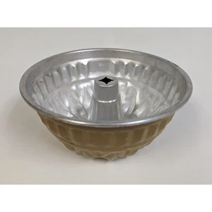 Vintage Aluminum Brown & Silver Bundt Cake Pan - Picture 1 of 5