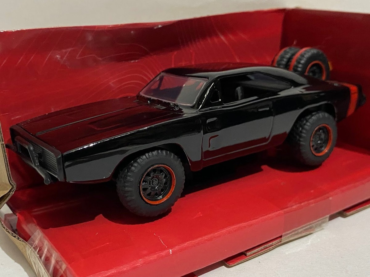 JADA DOM’S DODGE CHARGER R/T 1/32 Jada Fast & Furious Dom's Dodge Charger R/T Black 1/32 die