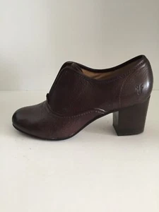 Frye Women's Stella Leather Slip-on Shoes Oxford with Heel Round Toe 6.5M EUC - Picture 1 of 16