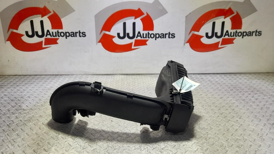 BMW X3 AIR CLEANER/BOX, F25, 3.0, N57N, DIESEL, 12/10-07/17 - image 1 of 4