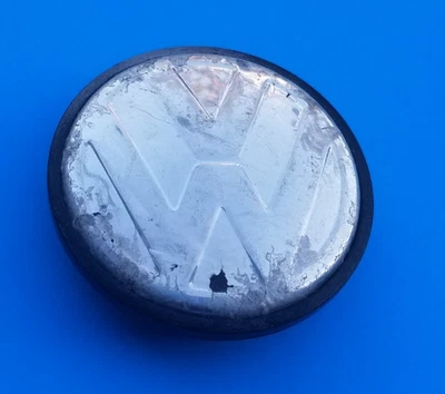 VOLKSWAGEN BEETLE CC EOS GOLF JETTA PASSAT RABBIT 1 WHEEL HUB CAP CENTER OEM A13 - Image 1 of 3