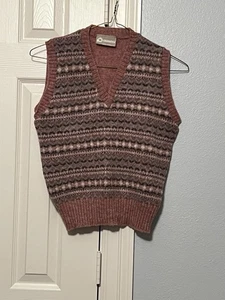 Gilet Pitlochry Shetland PURA LANA Fair Isle made in Scotland donna taglia ? Rosa - Foto 1 di 8