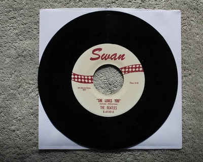 The Beatles  - She Loves You/I'll Get You -  US 7" - SWAN - Image 1 of 2