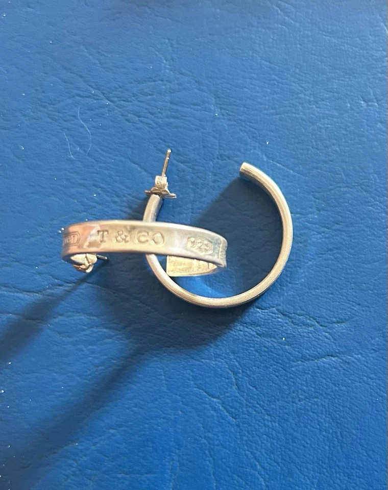 Tiffany & Co Plata 1837 28mm Estrecho Mediano Aro Pendientes Caja Bolsa 3mm Foto 1 de 3