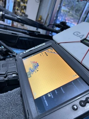 Lowrance Elite 9 Ti2 GPS Fish Finder - Image 1 of 4