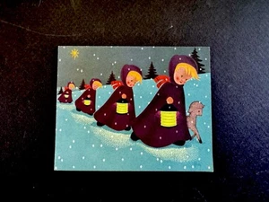1 tarjeta de felicitación de Navidad de colección ángeles con túnicas con linternas caminando en la nieve con ovejas - Imagen 1 de 3