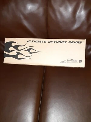 Transformers SDCC 2011 Exclusivo DOTM DARK OF THE MOON Ultimate Optimus Prime Foto 1 de 4