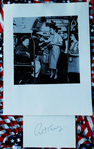 ART CARNEY HAND SIGNED 3X5 INDEX CARD WITH INSIDE THE BUS PRINT HONEYMOONERS Cover
