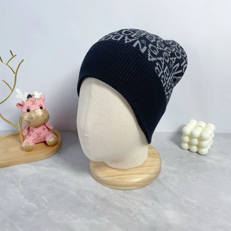 Gorro de inverno Dolce&Gabbana 100% autêntico - Imagem 1 de 3