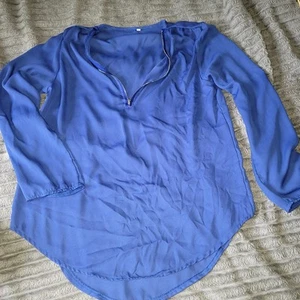 Markenlos Damen XL Bluse royalblau Pullover vorne 1/4 Reißverschluss Knopfleiste Ärmel - Bild 1 von 4