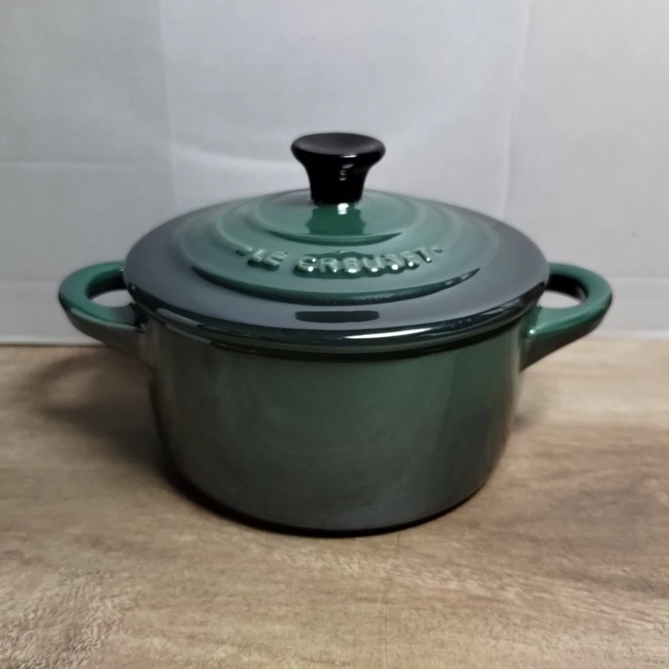 Le Creuset Petite Round Casserole 8oz Mini Cocotte Ombre Green Black Handle READ - Image 1 of 4
