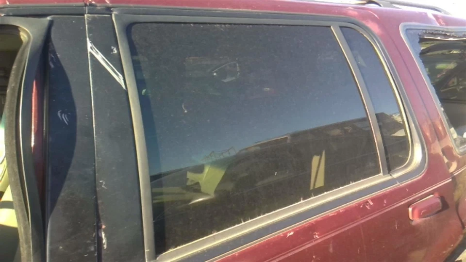 Driver Rear Door Glass Sport Trac Privacy Tint Fits 97-05 EXPLORER 30264572 Foto 1 de 4