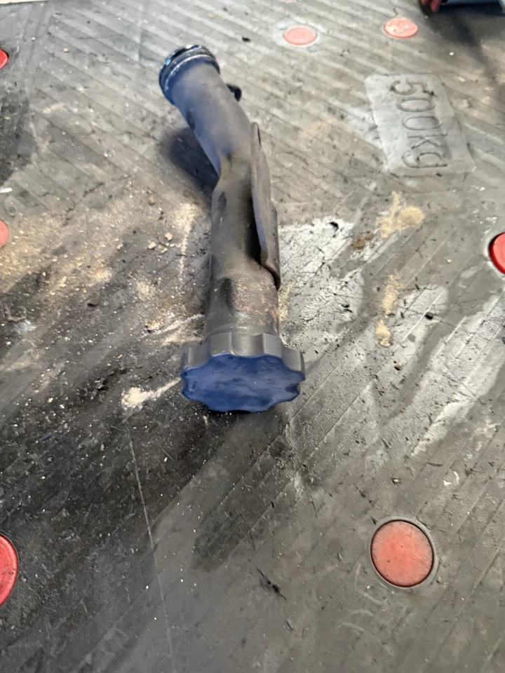 2001-2005 Chevy Silverado GMC Sierra 2500 3500 HD 6.6L LB7 LLY Oil Fill Tube - Image 1 of 4