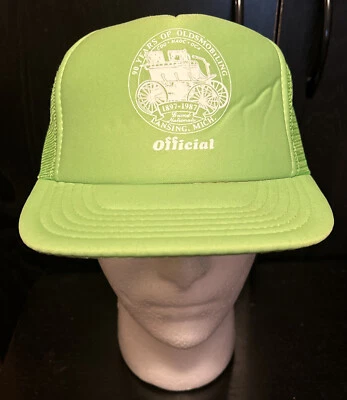 Chapéu caminhoneiro de malha vintage Lansing Michigan Oldsmobile 90 anos 1897-1987 - Imagem 1 de 4