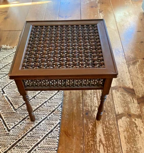 Vintage Moroccan Mid-Century Modern Carved Wood Bobbin Side End Coffee Table - Picture 1 of 20